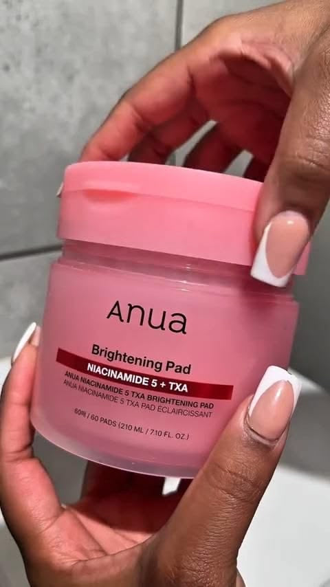Anua Moisturizing and hydrating skin-toning cotton pads