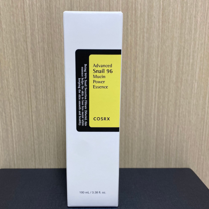 COSRX Hydrating and moisturizing essence